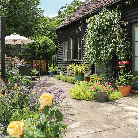 The Barn At Sandhole Cottage Tonbridge Exterior photo