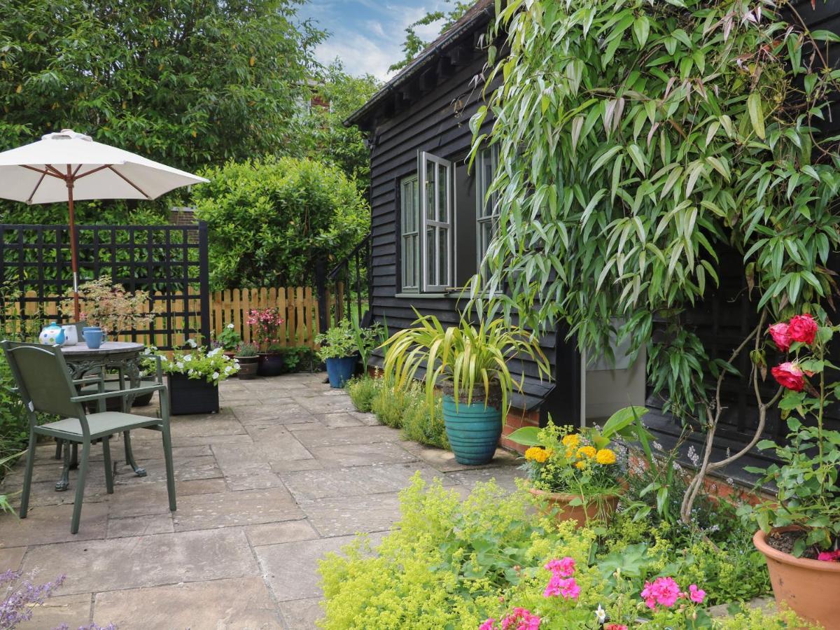 The Barn At Sandhole Cottage Tonbridge Exterior photo
